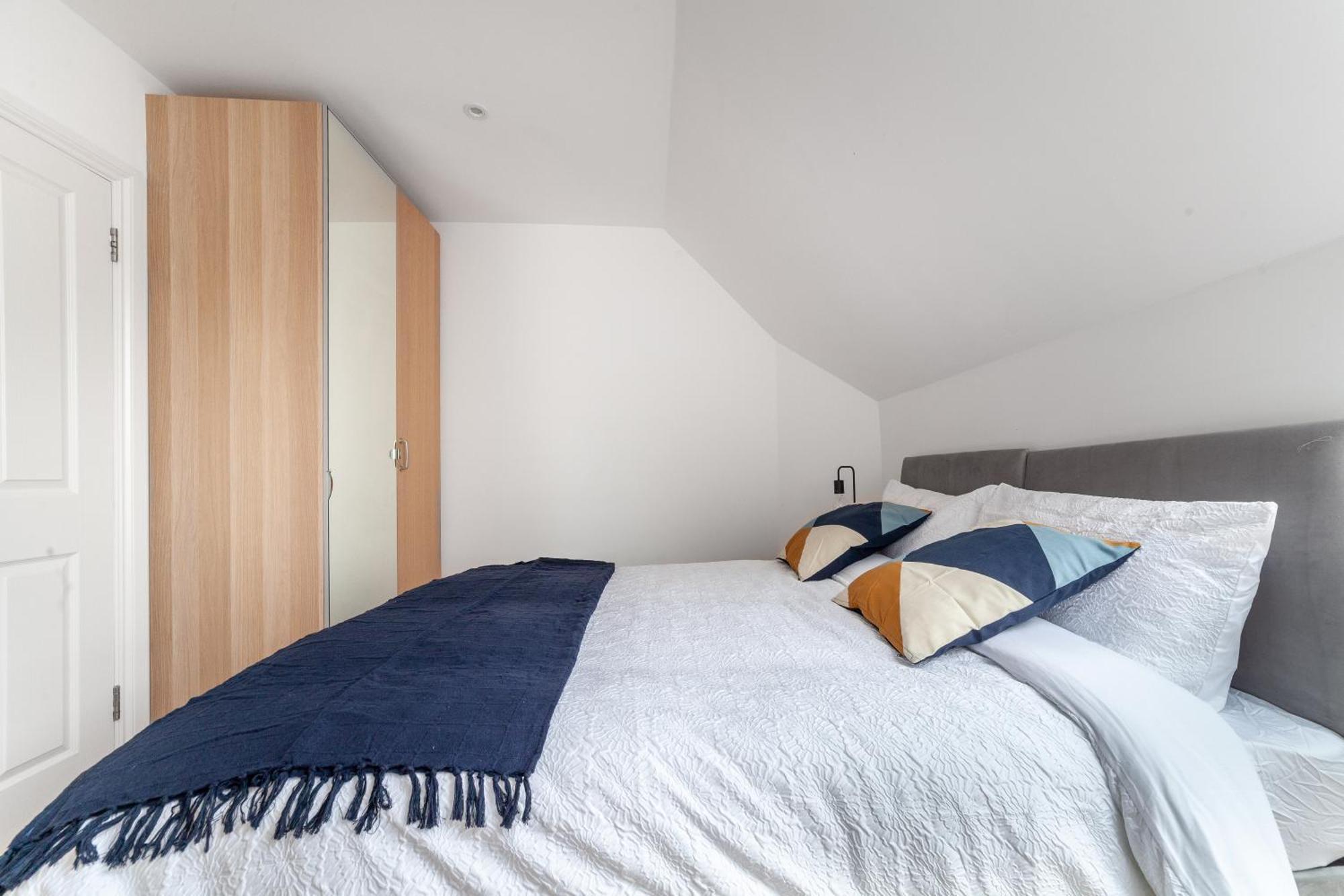 Great 1 Bedroom In Hounslow With Free Parking Abbey Wood Exteriör bild