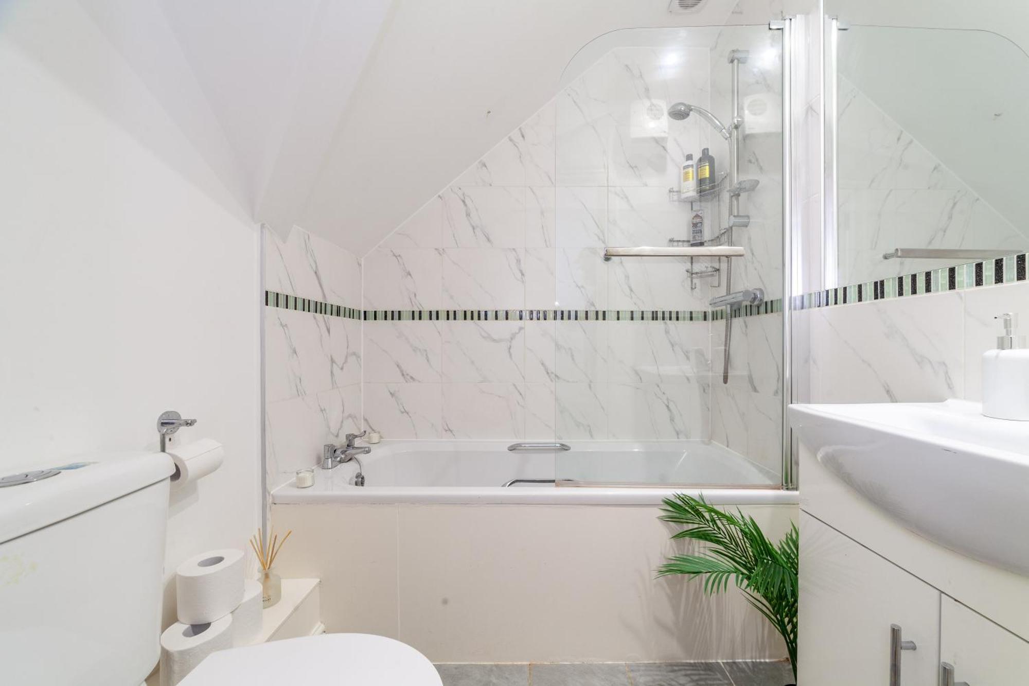 Great 1 Bedroom In Hounslow With Free Parking Abbey Wood Exteriör bild